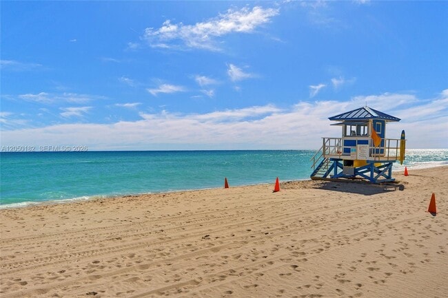 Building Photo - 3000 S Ocean Dr