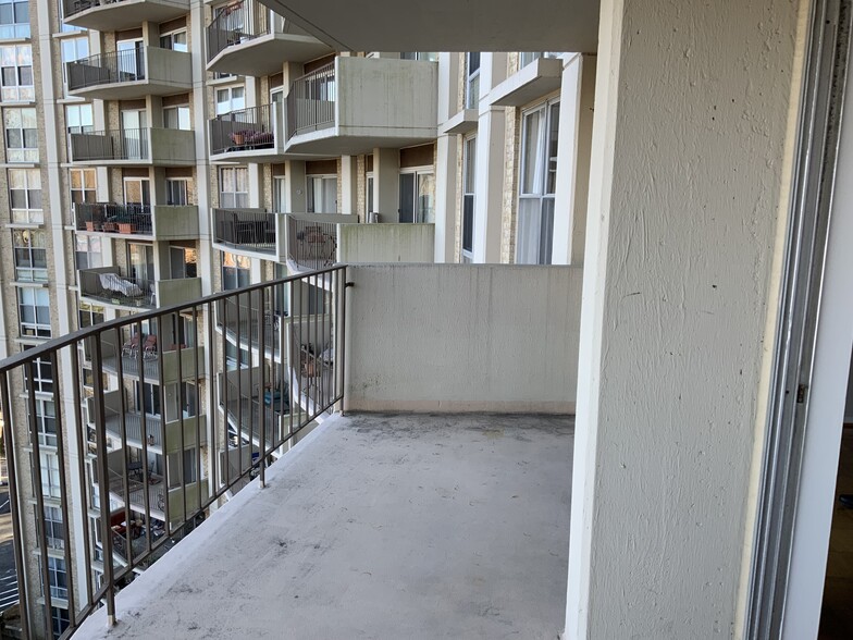 Balcony - 9039 Sligo Creek Pky