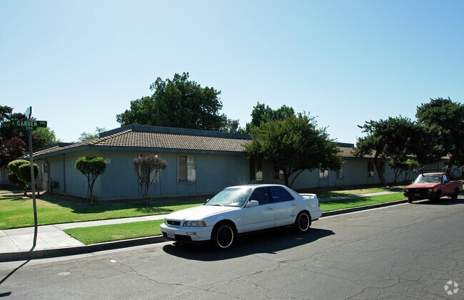 Building Photo - 315 S Garden Ave