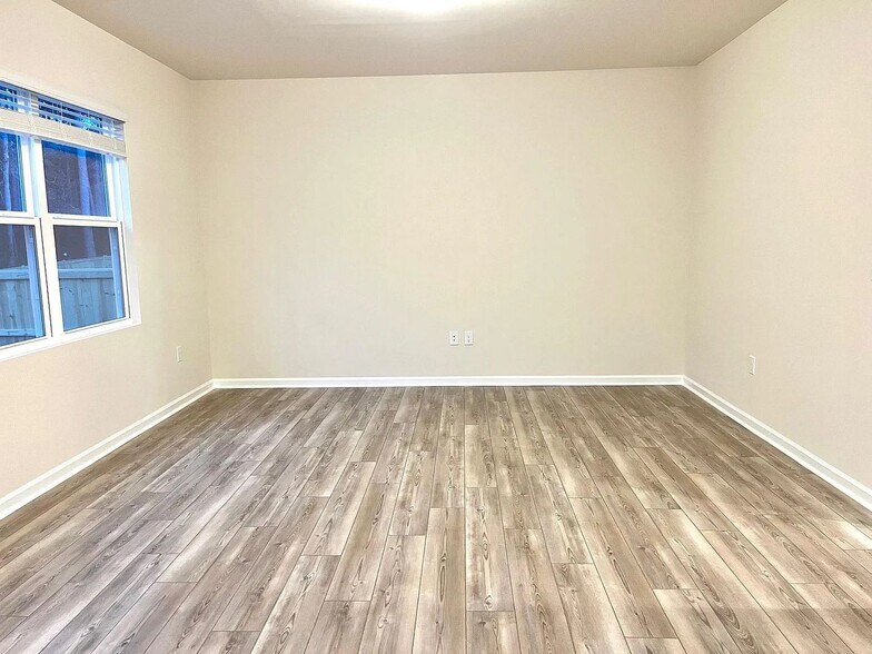 Building Photo - 1728 Arapahoe Ridge Dr