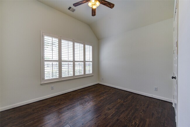 Building Photo - 25642 Luna Vis Ln