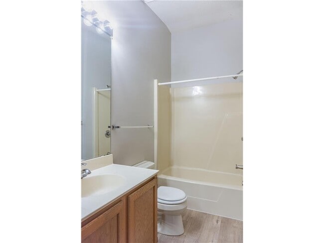 Building Photo - 17494 Pond Cir