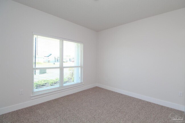 Building Photo - 10988 Coues Dr