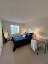 Building Photo - 6 Oak Crest Ct