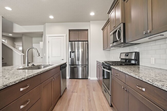 Building Photo - Beautiful SE Boise Home 4bd/2.5ba 1800+ SF