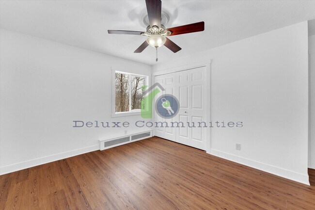 Building Photo - 3 Bedroom 1 Bathroom Apartment in ALTO!!