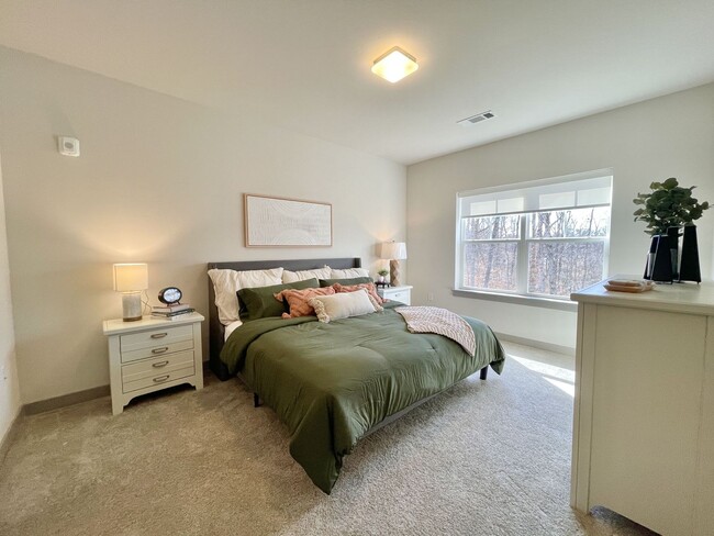 Building Photo - Tuscany | 1 Bed 1 Bath | 786 sf