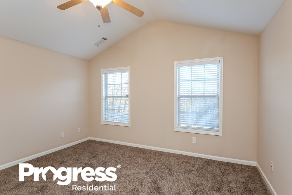 Building Photo - 1393 Sparkling Cove Dr