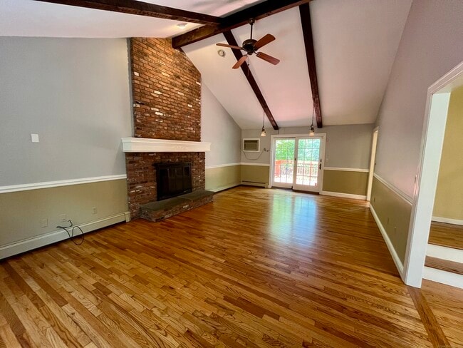 Building Photo - 25 Jade Tree Ln