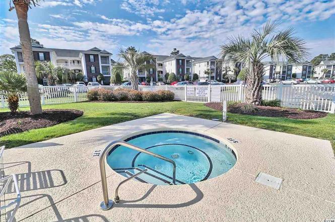 Jacuzzi - 480 River Oaks Dr