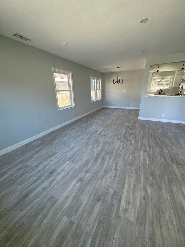 Building Photo - CULVER CITY STUNNING REMODEL 3 BDRM 1 BA. HOUSE FOR LEASE!
