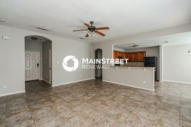 Building Photo - 3 Bedroom Pet-Friendly Home in Crowley, TX with Main Street Renewal