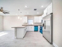 Building Photo - 2714 Nokomis Ave