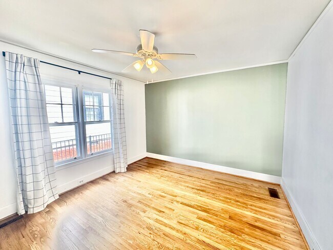 Building Photo - 441 Jackson St