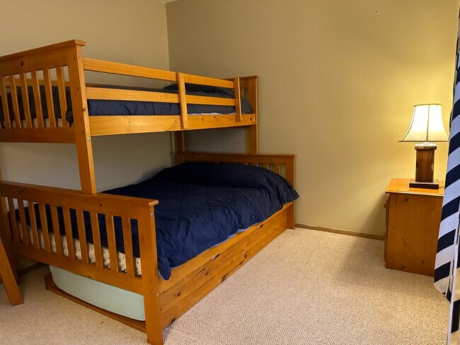 Building Photo - 5 Masters Trail