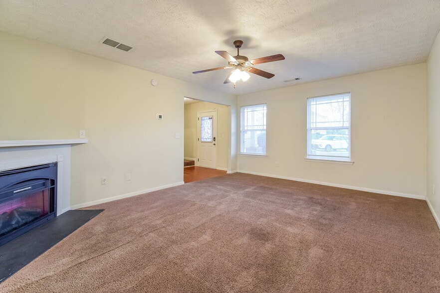 Building Photo - 100 Wexford Way