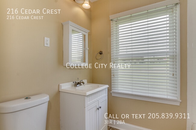 Building Photo - 216 Cedar Crest