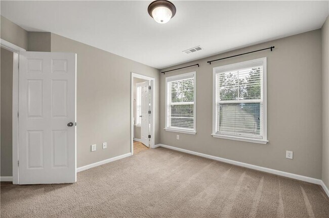 Building Photo - 501 Grove Field Ct NW