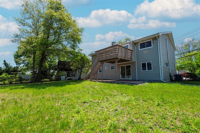 Building Photo - 2515 S Seamans Neck Rd
