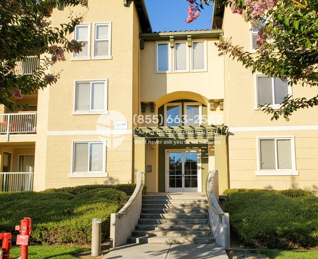 Building Photo - 38700 Tyson Ln