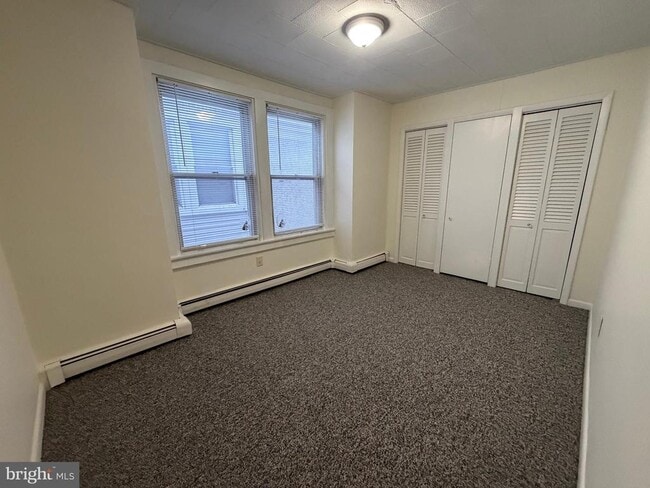 Building Photo - 1552 Delaware Ave