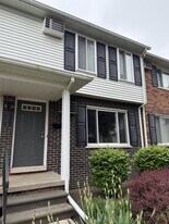 Building Photo - 1133 Tienken Ct