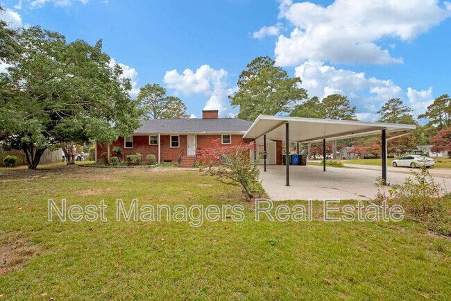 Building Photo - 301 Fairfield Rd