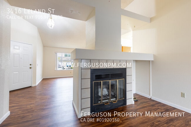 Building Photo - 3416 Leland St