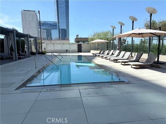 Building Photo - 889 Francisco St