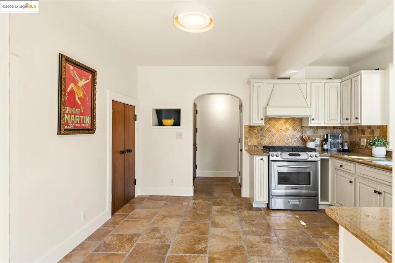 Building Photo - 1412 Peralta Ave