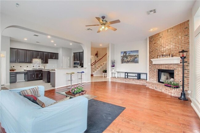 Building Photo - 3003 Cashell Wood Dr