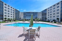 Building Photo - 1224 S Peninsula Dr