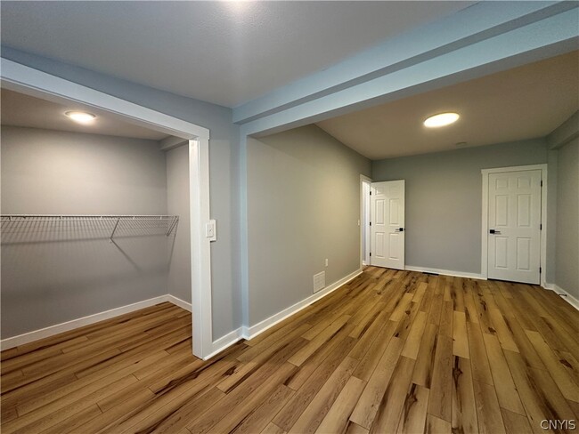 Building Photo - 128 Caroline Ave