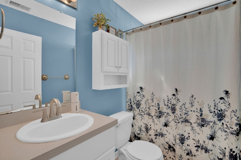 Building Photo - 129 Merowey Ct