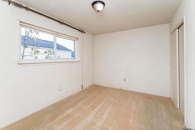 Building Photo - 2417 Tattersall Dr