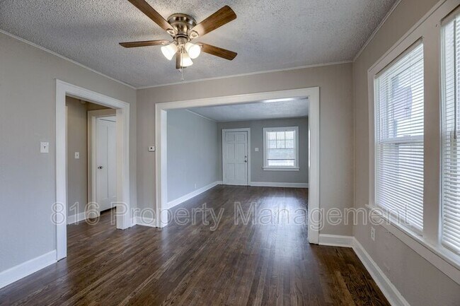 Building Photo - 3914 Jackson Ave