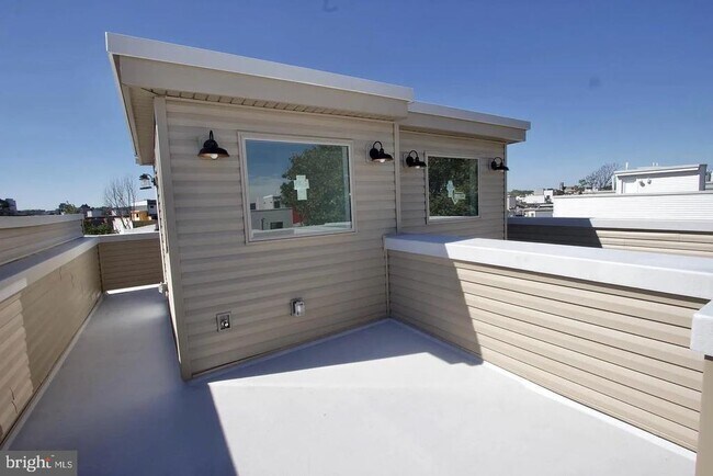 Building Photo - 1606 N 3rd St