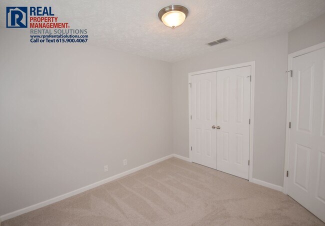 Building Photo - Beautiful 3BR+Bonus/4th Bedroom, triple Blackman schools! Screened in porch and fenced in backyard!