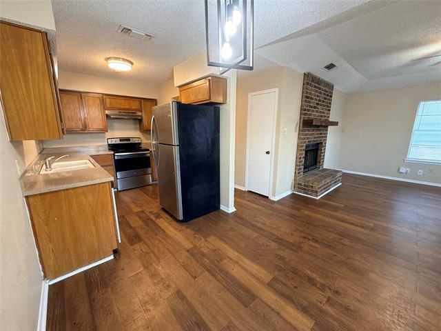 Building Photo - 5804 Tinsley Dr