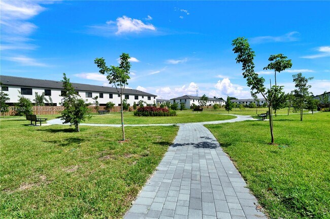 Building Photo - 34520 SW 191st Ct