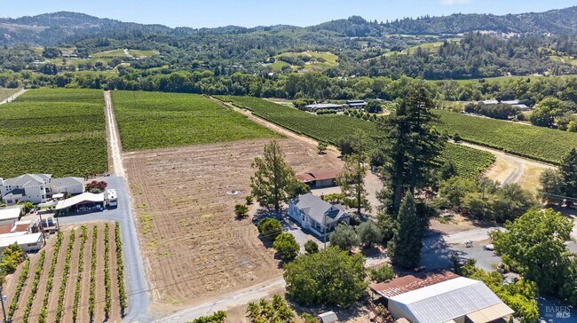 Building Photo - 4980 Dry Creek Rd