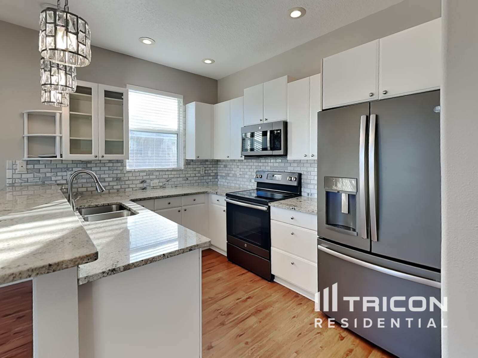 Building Photo - 9208 64th Ct E