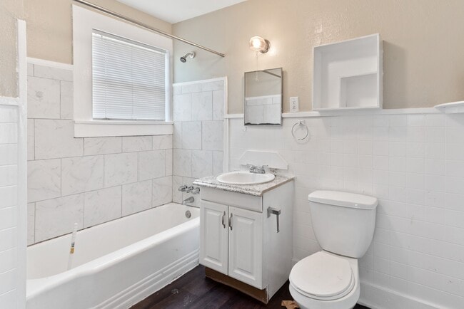 Building Photo - 4324 Avenue H