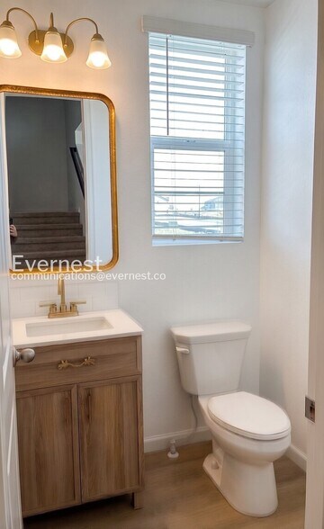 Building Photo - 1364 Penner Dr