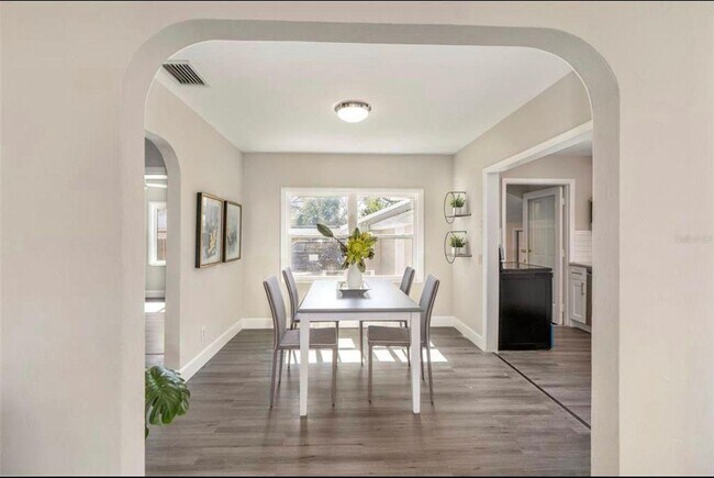 Building Photo - Updated St. Pete Home with Private Yard, Hot Tub & More!