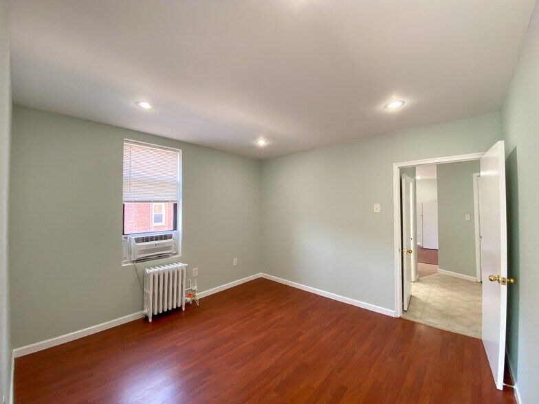 Bedroom #2 - 1414 Snyder Ave