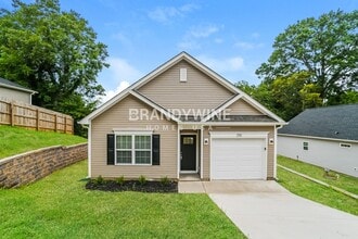 Building Photo - 210 Franklin Ave NW