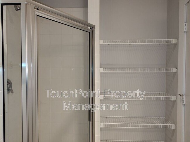 Building Photo - 718 Cotton Gin Alley