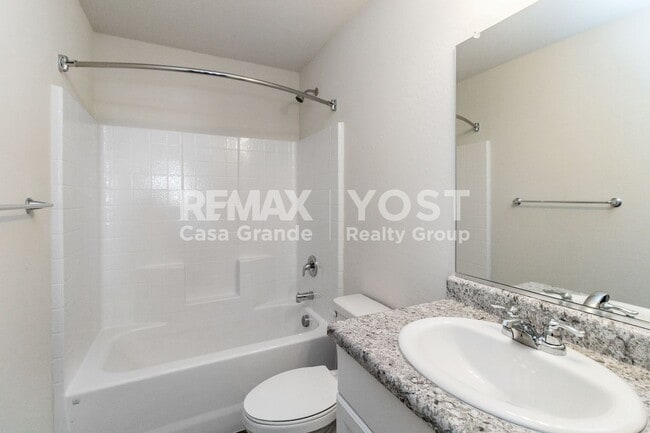 Building Photo - Huge move in special! 1/2 off the first months rent