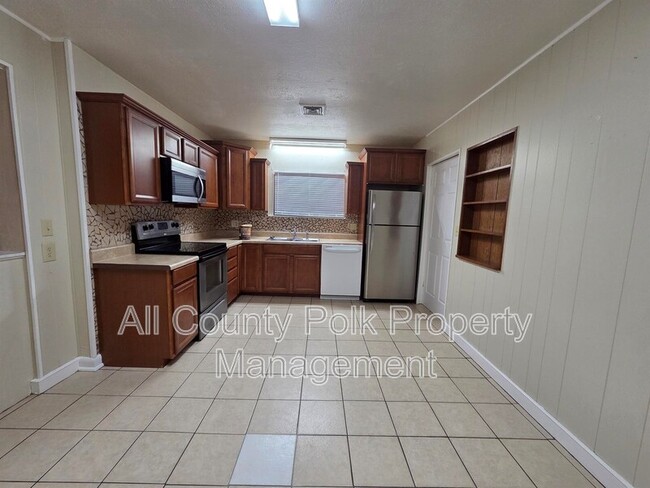 Building Photo - 303 S Palm Ave